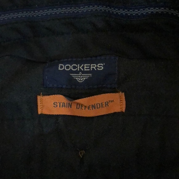 DOCKERS OLIVE GREEN KHAKIS - Picture 4 of 4